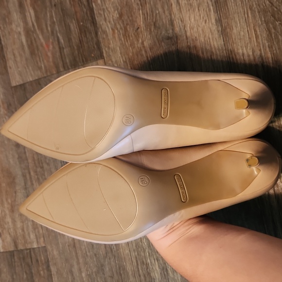 Nine West Leather Heels - Size 8M - Picture 4 of 7